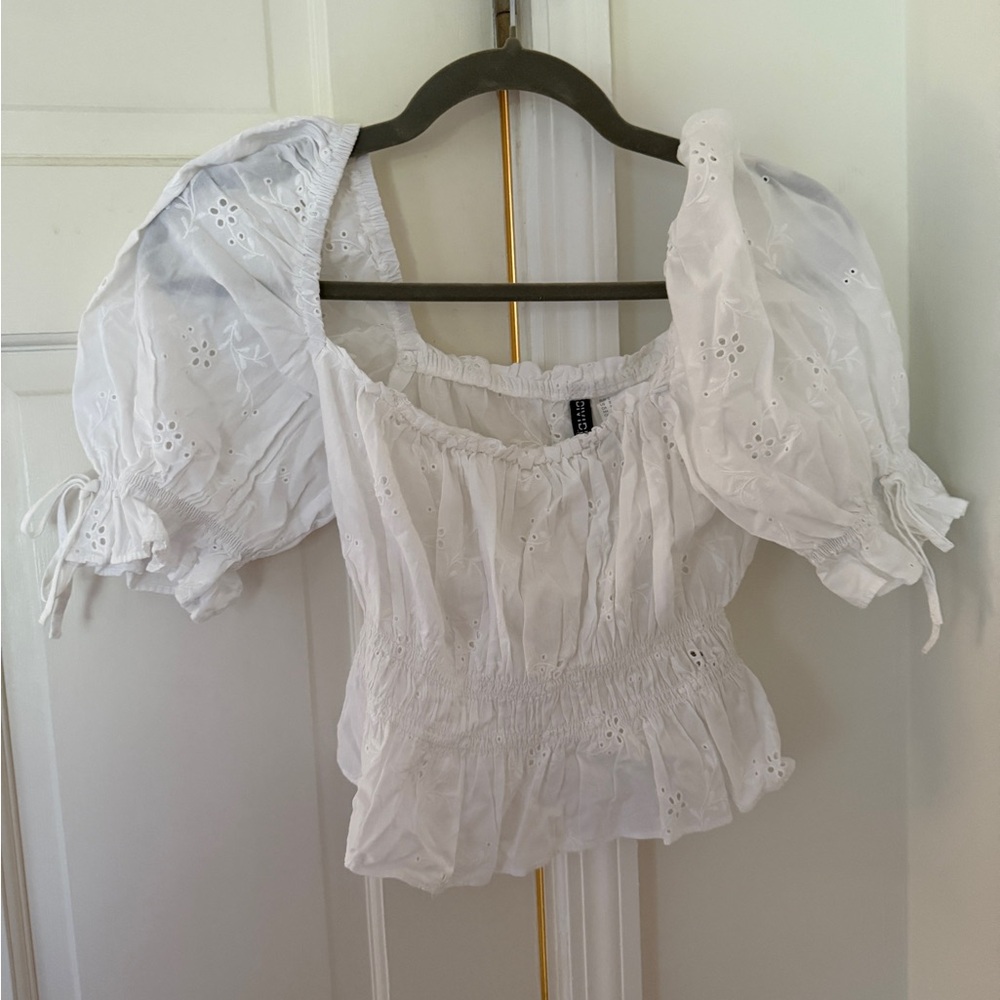 White Eyelet Puff Sleeve Top